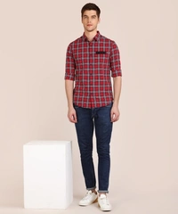 Spykar Men Checkered Casual Red Shirt - M