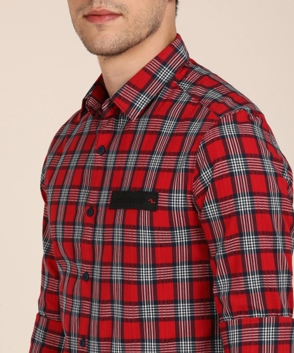 Spykar Men Checkered Casual Red Shirt - L