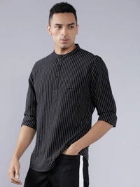 HIGHLANDER Men Striped Casual Multicolor Shirt - M