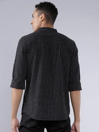 HIGHLANDER Men Striped Casual Multicolor Shirt - M