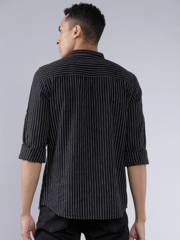 HIGHLANDER Men Striped Casual Multicolor Shirt - M
