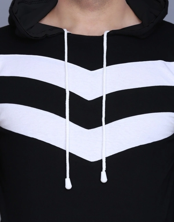 TheFashionPlus Solid Men Hooded Neck Black T-Shirt - S
