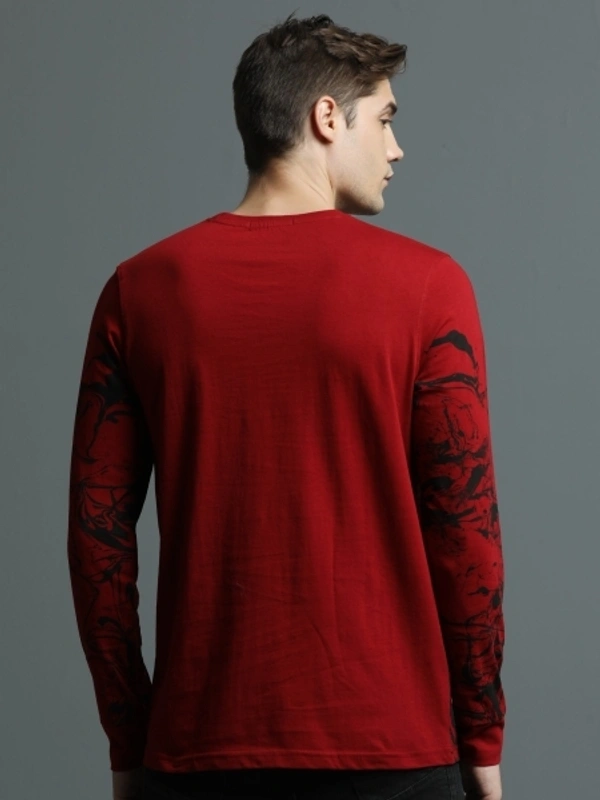 MANIAC Printed Men Round Neck Black, Red T-Shirt - XL
