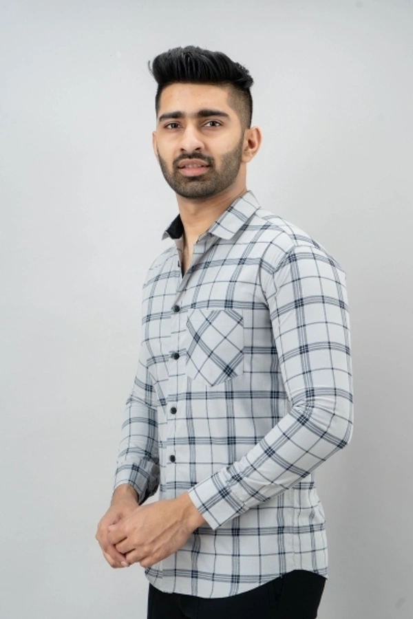 Surhi Men Checkered Casual Grey, Grey Shirt - L
