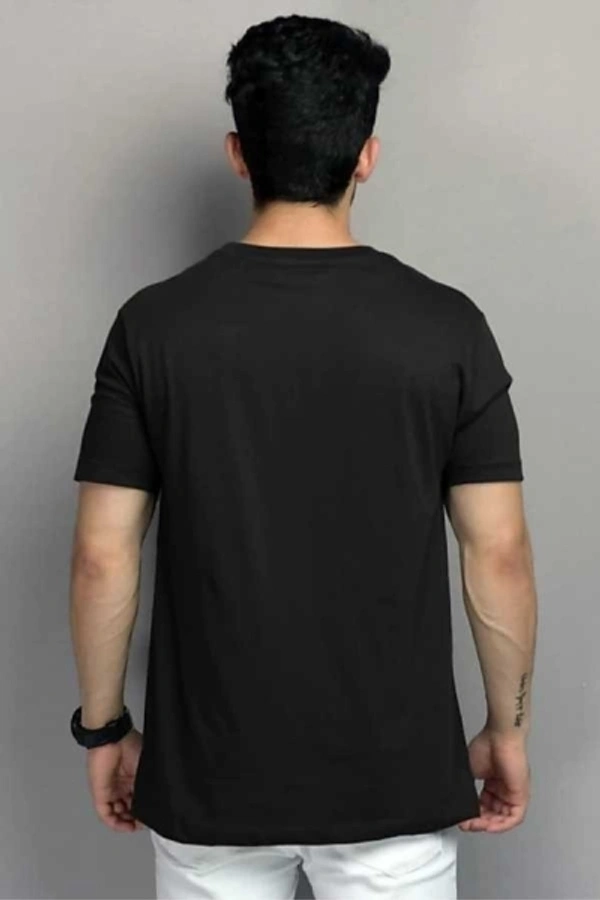 CLOFLIX Printed Men Round Neck Black T-Shirt - XL