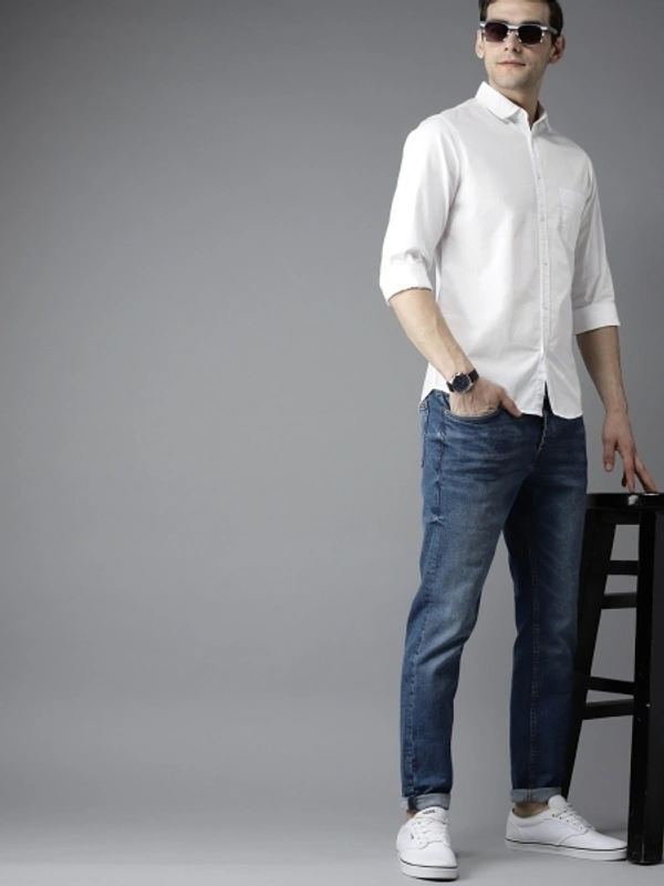 Dennis Lingo Men Solid Casual White Shirt - M