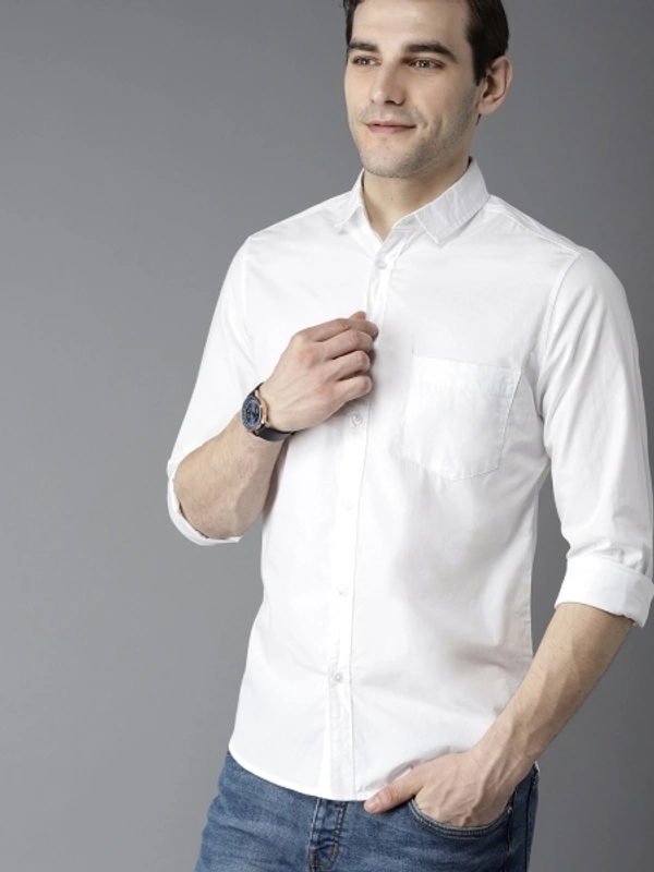 Dennis Lingo Men Solid Casual White Shirt - M