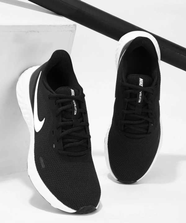 NIKE Revolution 5 Running Shoes For Men - 6