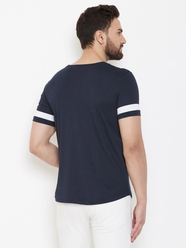 AUSK Color Block Men Round Neck White, Black T-Shirt - L, Black
