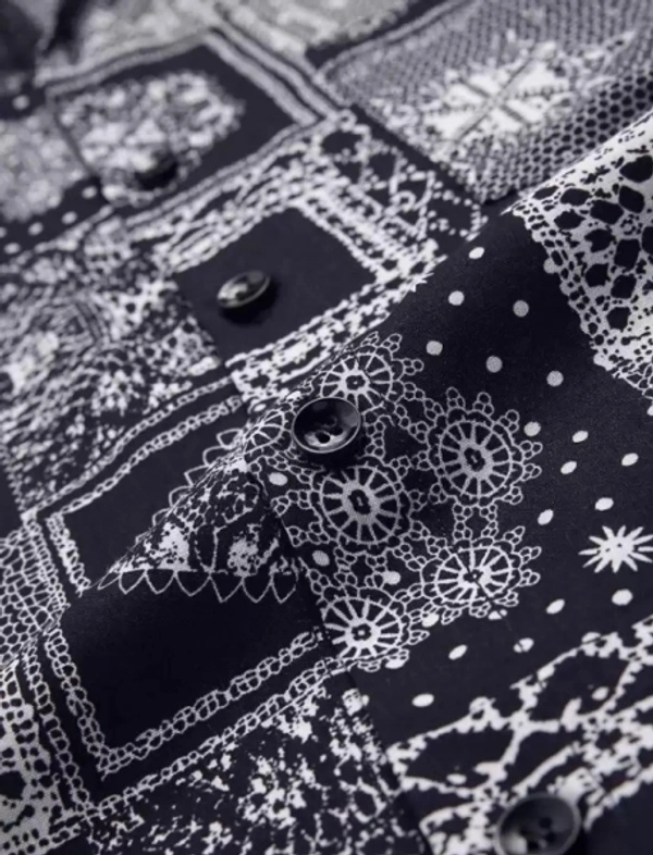 Men Printed Casual Black Shirt - M