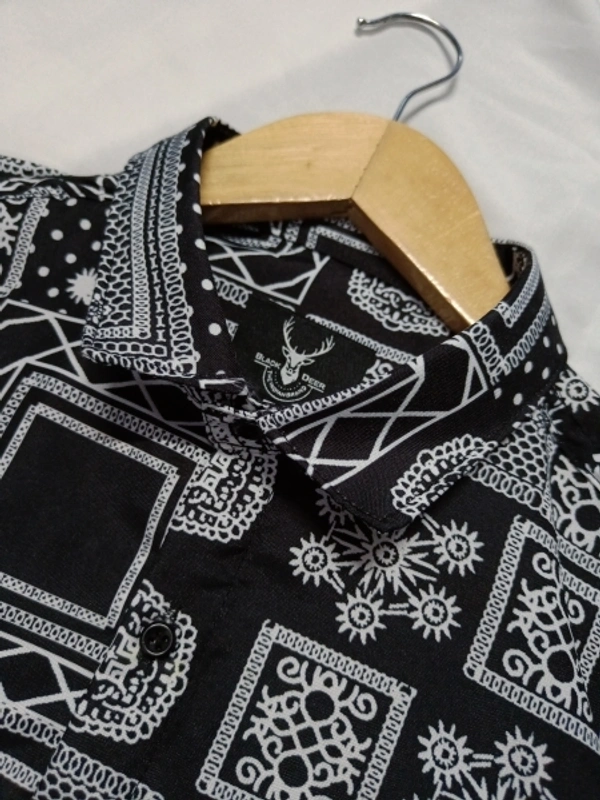 Men Printed Casual Black Shirt - M