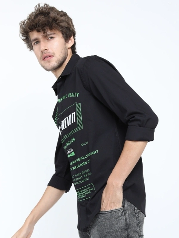 HIGHLANDER Men Solid Casual Black Shirt - S