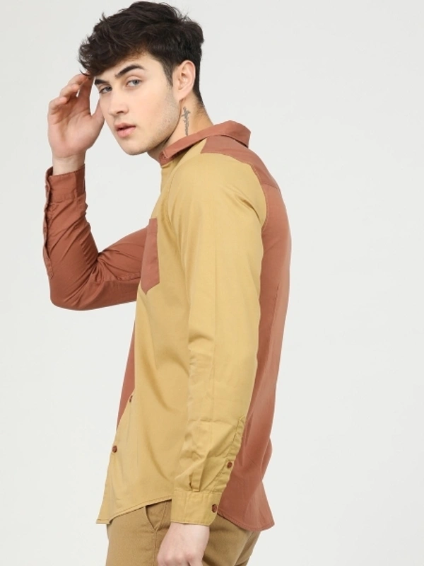 HIGHLANDER Men Solid Casual Multicolor Shirt - L
