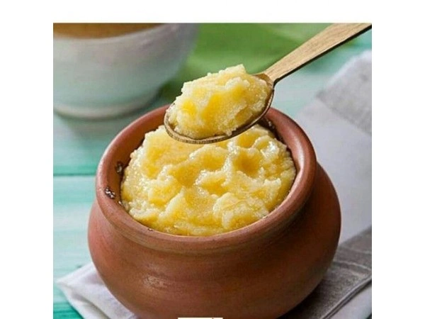 Pure Desi Cow Ghee(Homemade)/ದೇಸೀ ಹಸುವಿನ ಶುದ್ಧ ತುಪ್ಪ - 500g, Golden Yellow