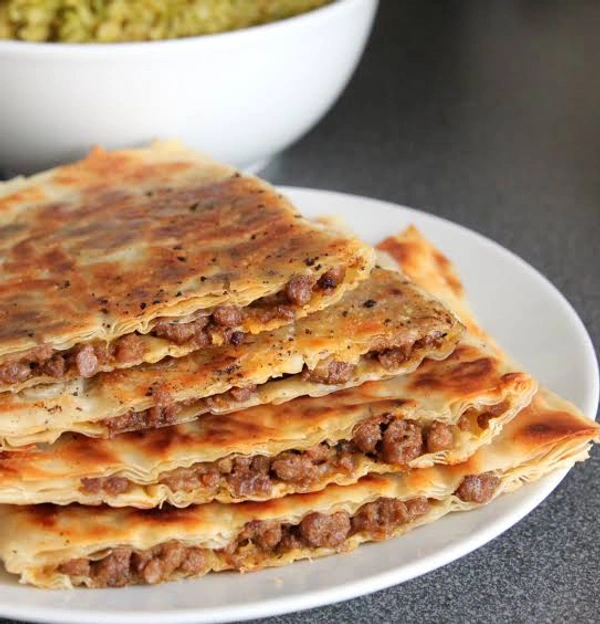 CHICKEN KEEMA PAROTHA 