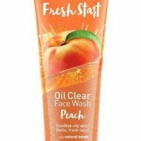 HIMALAYA FRESH START  OIL CLEAR PEACH FACE WASH 100ml