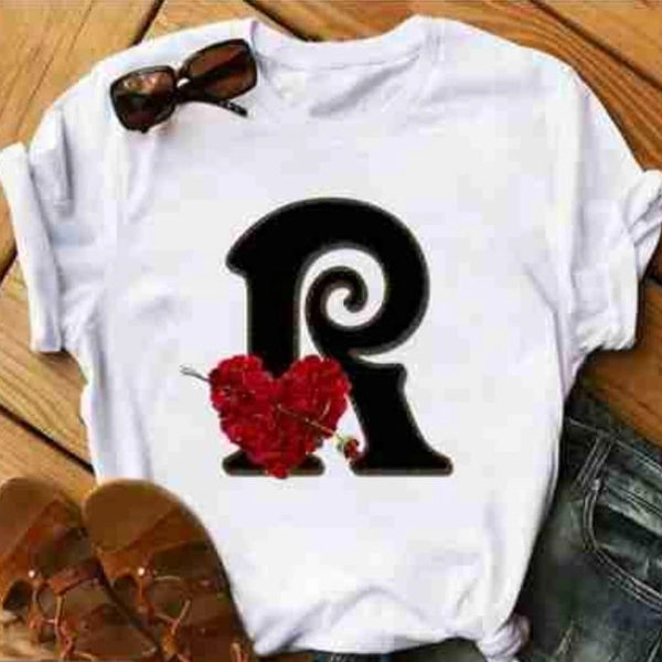 R-Alphabet Printed Heart T-shirt - L