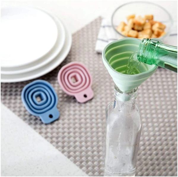 0828 Flexible Silicone Foldable Kitchen Funnel for Liquid/Powder Transfer Hopper Food (Small) - 0.022 kgs, China