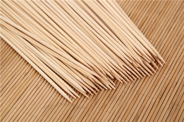 1116 Natural Bamboo Wooden Skewers/BBQ Sticks for Barbeque and Grilling - 0.08 kgs, China