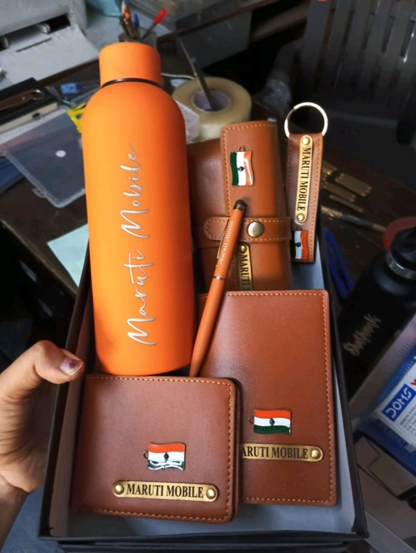 New Classic Gifting Combo