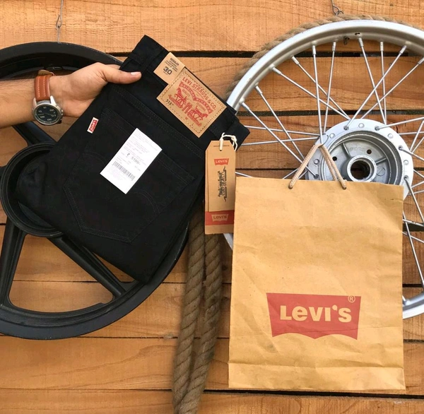 Levis Jeans 1