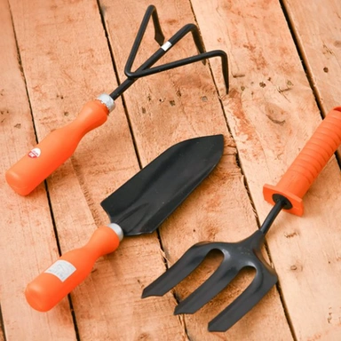 Garden Tools And Accessories