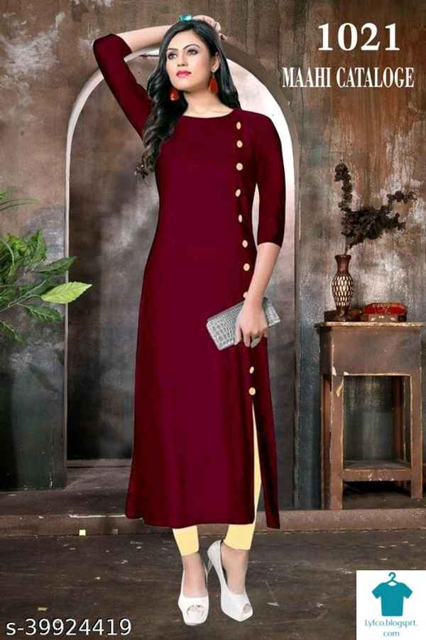 Jivika Superior Kurtis*Fabric: RayonSleeve Length: Three-Quarter SleevesPattern: SolidCombo of: Single - Colour - Light red, M
