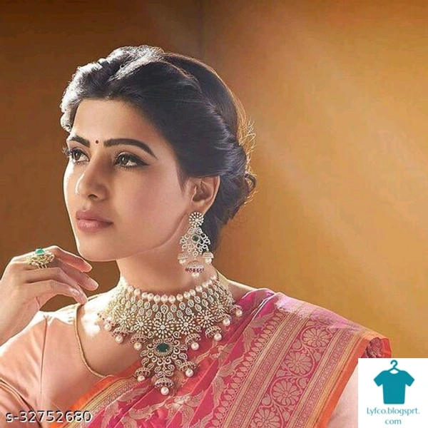 Product Name: *SAMANTHA AKKINENI STAR ELEGANT DESIGNER SAREE*Saree Fabric: JacquardBlouse: Separate Blouse PieceBlouse Fabric: Banarasi SilkPattern: Zari WovenBlouse Pattern: Same as BorderMultipack: Single - Free Size (Saree Length Size: 5.5 m, Blouse Length Size: 0.8 m) 