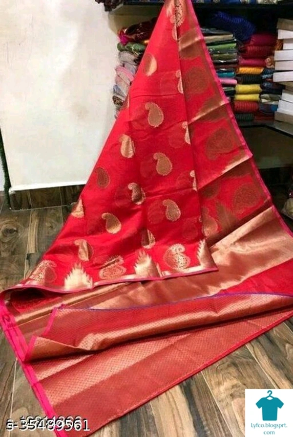 BANARASI SILK SAREE*Saree Fabric: Banarasi SilkBlouse: Separate Blouse PieceBlouse Fabric: Art SilkPattern: Zari WovenMultipack: Single - Free size