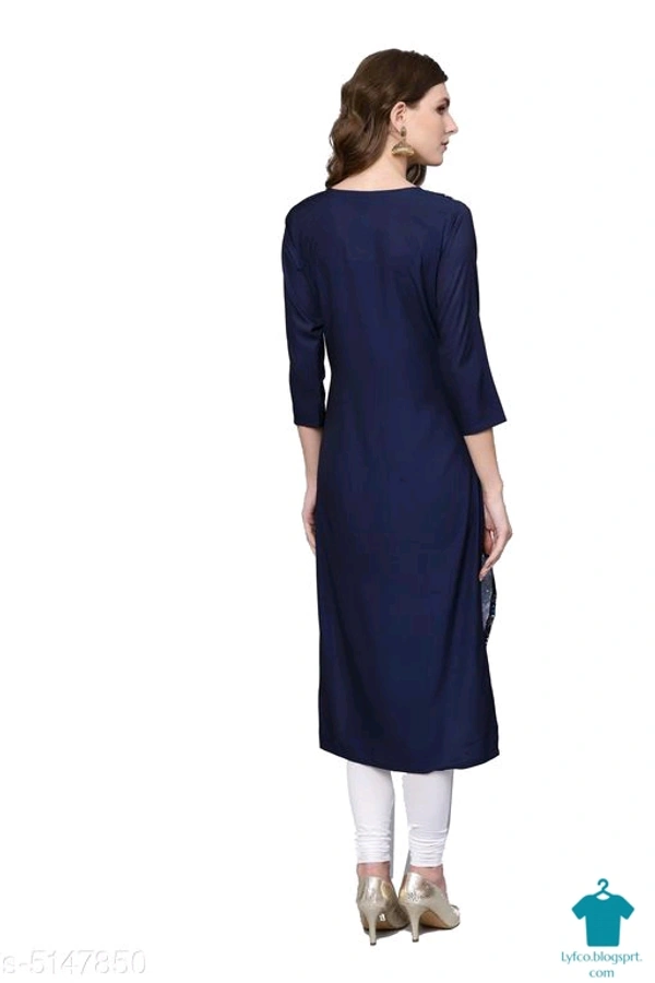 Product Name: *Attractive Women's Kurtis*Fabric: CrepeSleeve Length: Three-Quarter SleevesPattern: PrintedCombo of: Single - size- XXXL