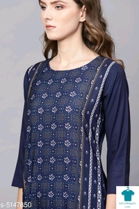 Product Name: *Attractive Women's Kurtis*Fabric: CrepeSleeve Length: Three-Quarter SleevesPattern: PrintedCombo of: Single - size- XXXL