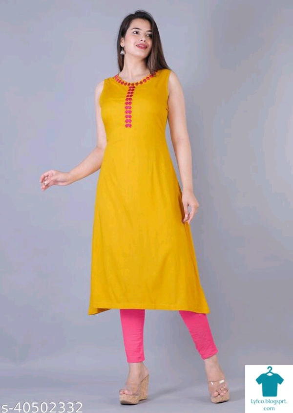 Product Name: *Aakarsha Refined Kurtis*Fabric: CottonSleeve Length: Three-Quarter SleevesPattern: PrintedCombo of: Combo of 2 - size- S
