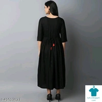 embroidey long kurta*Fabric: RayonSleeve Length: Three-Quarter SleevesPattern: EmbroideredCombo of: Single - colour- Black, size- L
