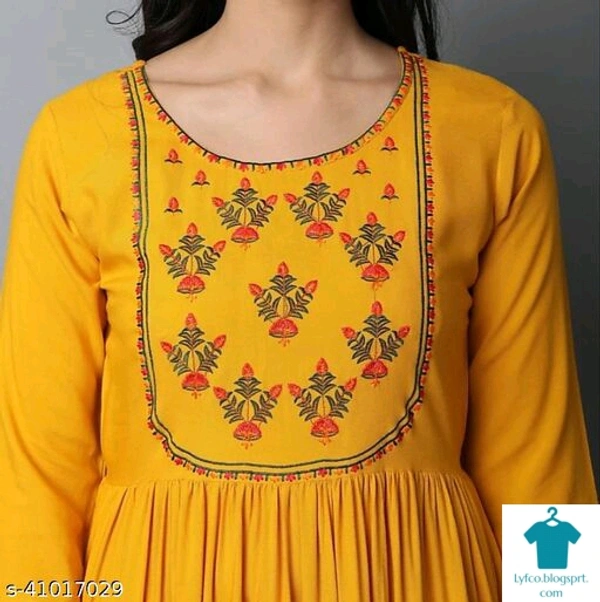 embroidey long kurta*Fabric: RayonSleeve Length: Three-Quarter SleevesPattern: EmbroideredCombo of: Single - colour- Black, size- L