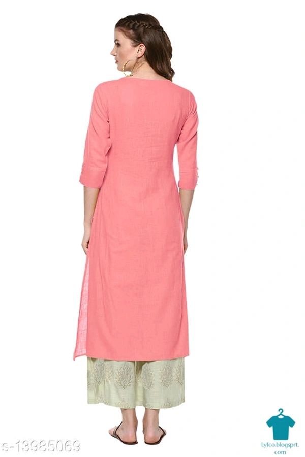 Product Name: *Rayon A-line kurti for women*Fabric: RayonSleeve Length: Three-Quarter SleevesPattern: SolidCombo of: Single - size- S, Colour- Dark Green