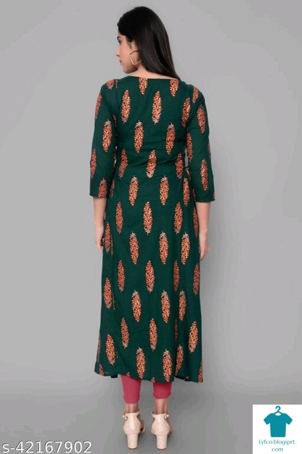 Product Name: *Womens Gold Printed kurta*Fabric: RayonSleeve Length: Three-Quarter SleevesPattern: PrintedCombo of: Single - size- M
