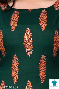 Product Name: *Womens Gold Printed kurta*Fabric: RayonSleeve Length: Three-Quarter SleevesPattern: PrintedCombo of: Single - size- XXL