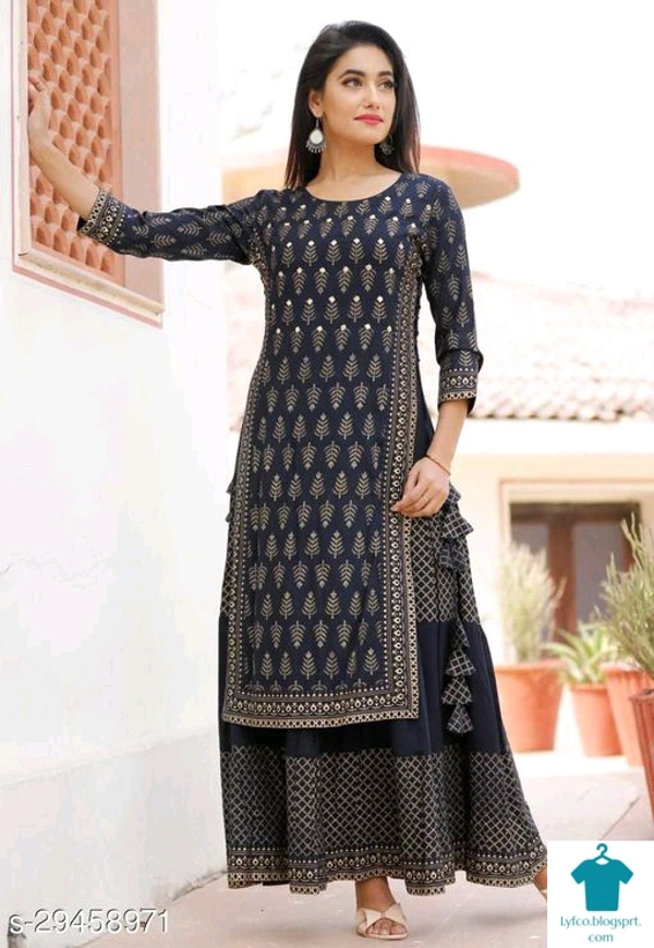 Product Name: *Aagam Graceful Kurtis*Fabric: RayonSleeve Length: Three-Quarter SleevesPattern: PrintedCombo of: Couples Set - size- XXXL