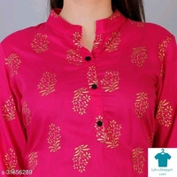 Product Name: *Comfy Ravishing Women Tops & Tunics*Fabric: RayonSleeve Length: Three-Quarter SleevesPattern: PrintedMultipack: 1 - size- XS, colour- Red