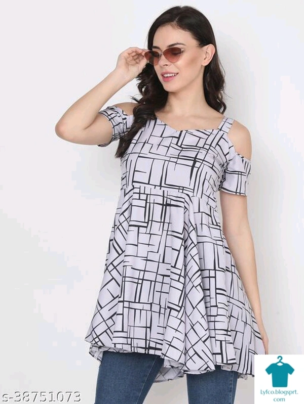Product Name: *Stylish Fabulous Women Tops & Tunics*Fabric: CrepeSleeve Length: Short SleevesPattern: PrintedMultipack: 1 - size- XL