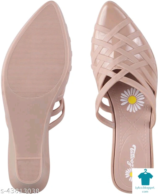 Product Name: *M ROCK PVC Slip On Heel Sandals for Women Slipper Sandals Foot Wear Daily-Use Washable Chappals*Material: SyntheticFastening & Back Detail: Slip-OnPattern: SolidMultipack: 1 - IND-7