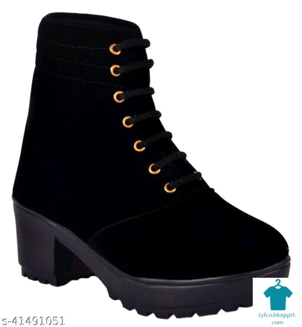 Product Name: *Colorful Women Boots*Material: Syntethic LeatherSole Material: PvcPattern: ColorblockedFastening & Back Detail: Lace-UpMultipack: 1 - IND-6