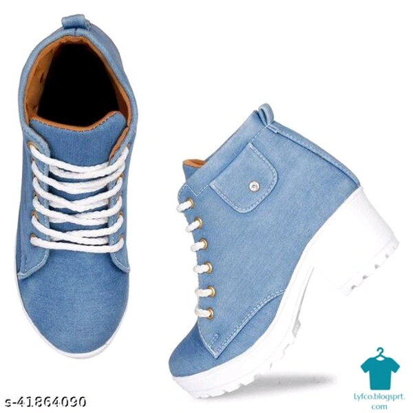 Product Name: *Versatile Women Boots*Material: Syntethic LeatherSole Material: PvcPattern: SolidFastening & Back Detail: Lace-UpMultipack: 1 - 8
