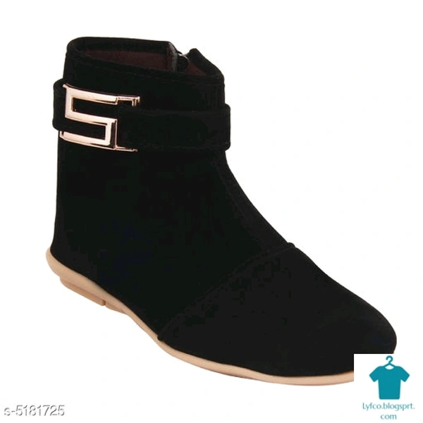 Product Name: *Stylish Boot For Women's*Material: Syntethic LeatherSole Material: PVCMultipack: 1 - 4