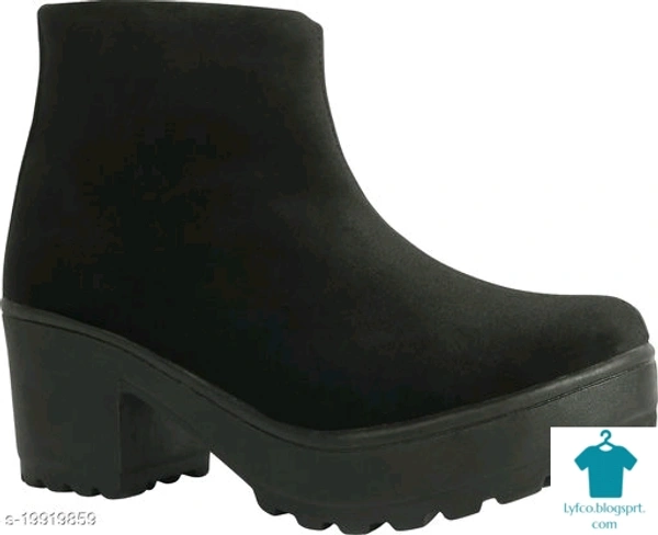 Product Name: *Colorful Women Boots*Material: VelvetSole Material: RubberPattern: PrintedMultipack: 1 - IND-3