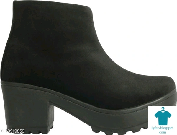 Product Name: *Colorful Women Boots*Material: VelvetSole Material: RubberPattern: PrintedMultipack: 1 - IND-3