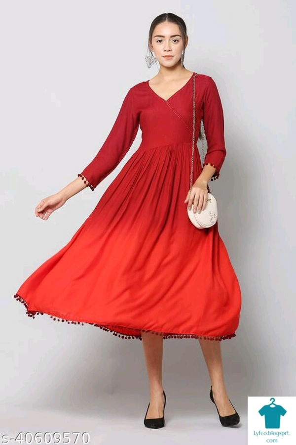 Product Name: *Urbane Elegant Women Dresses*Fabric: Poly BlendSleeve Length: Three-Quarter SleevesPattern: PrintedMultipack: 1 - size- S