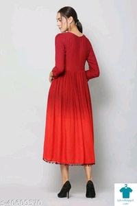 Product Name: *Urbane Elegant Women Dresses*Fabric: Poly BlendSleeve Length: Three-Quarter SleevesPattern: PrintedMultipack: 1 - size- S