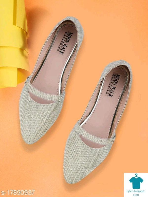 Product Name: *Moonwalk Bellies For Women (golden)*Moonwalk Bellies For Women (golden) - IND-5