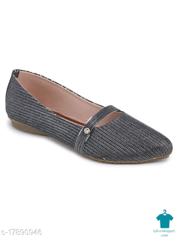 Product Name: *Moonwalk Bellies For Women (black)*Moonwalk Bellies For Women (black) - IND-7